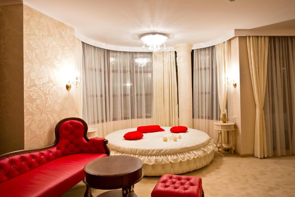 Hotel Diamond Kazanlak Phòng bức ảnh