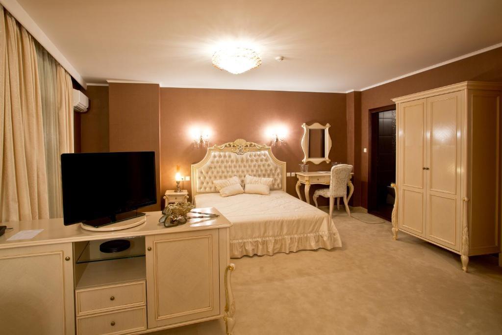 Hotel Diamond Kazanlak Phòng bức ảnh