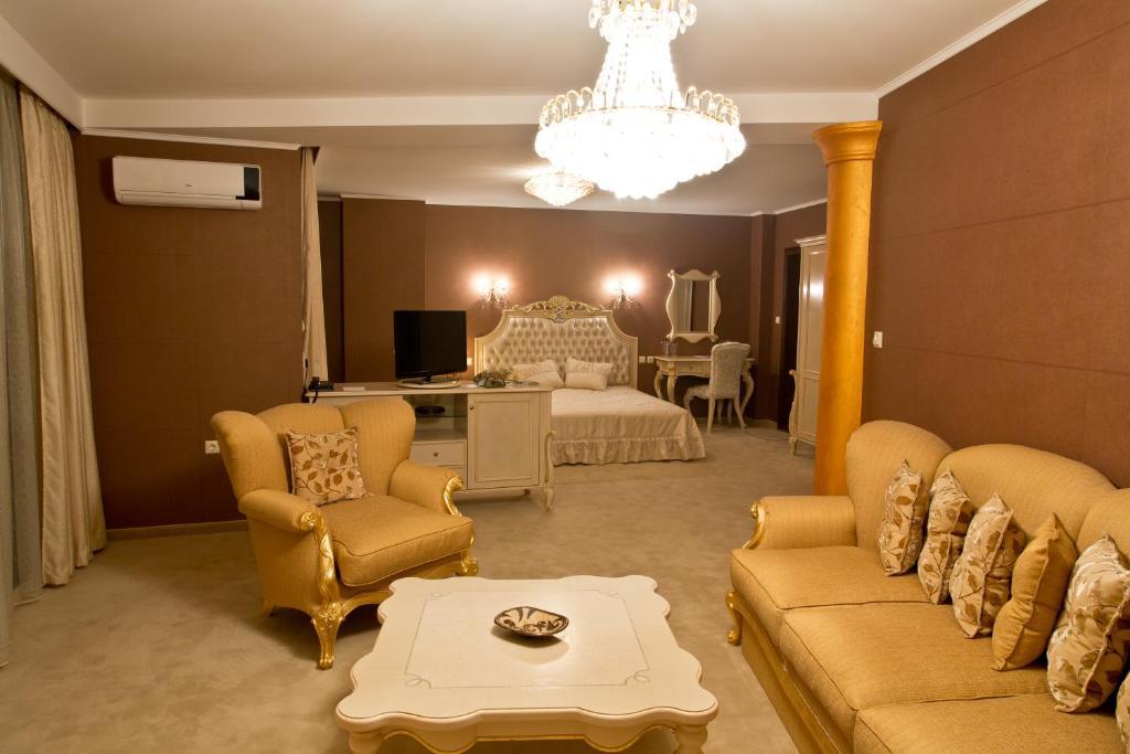 Hotel Diamond Kazanlak Phòng bức ảnh