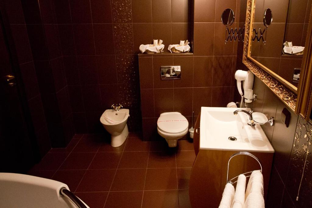 Hotel Diamond Kazanlak Phòng bức ảnh