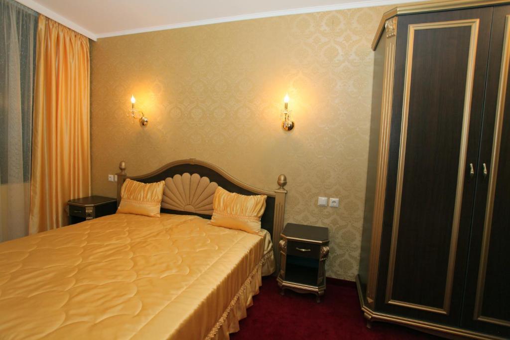Hotel Diamond Kazanlak Phòng bức ảnh